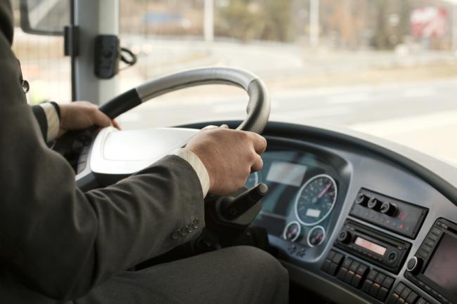 La sécurité des biens et personnes dans les transports publics justifie un nouveau cas de licenciement