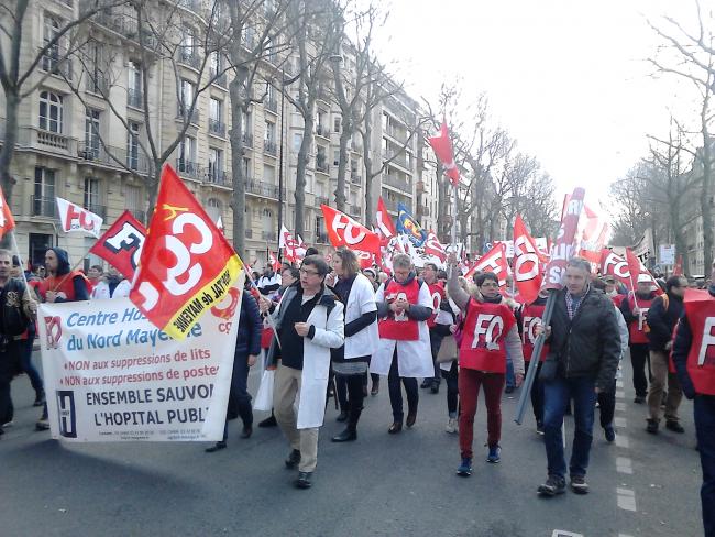 Sur le pavé, la révolte des salariés du travail social et de la santé [vidéo]