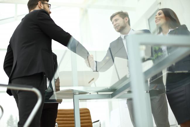 Négocier des contrats commerciaux : les bonnes pratiques