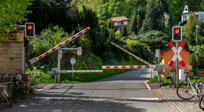 Un nouveau décret liste les établissements devant rester fermés et les mesures barrières pour les autres