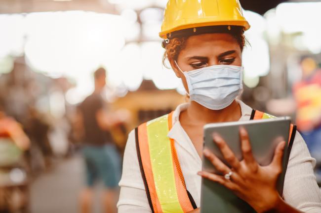 Les prérogatives de l'inspection du travail pour contrôler le port du masque en entreprise
