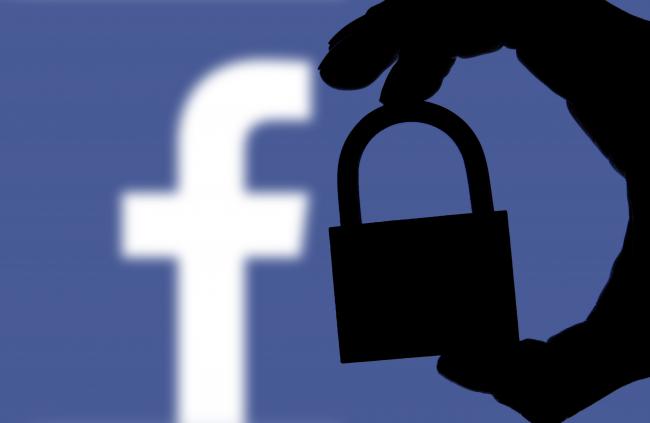 Facebook : l'employeur qui défend ses intérêts peut porter atteinte à la vie privée d'un salarié