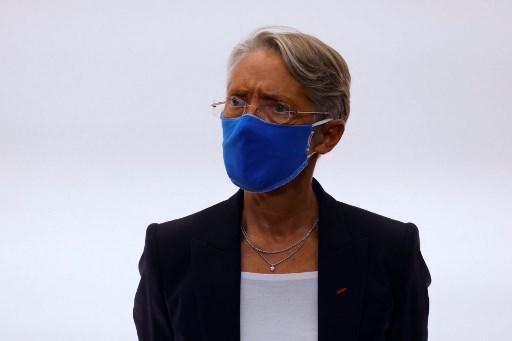 Elisabeth Borne se prépare à une rentrée chargée en 2021