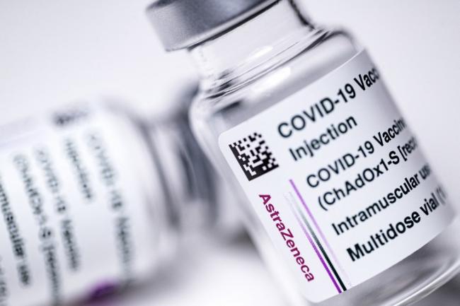Covid-19 : les entreprises vaccinent-elles hors stratégie ?