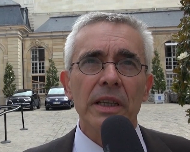 Yves Veyrier (FO) : "La suspension du contrat de travail sans salaire reste une sanction lourde !"
