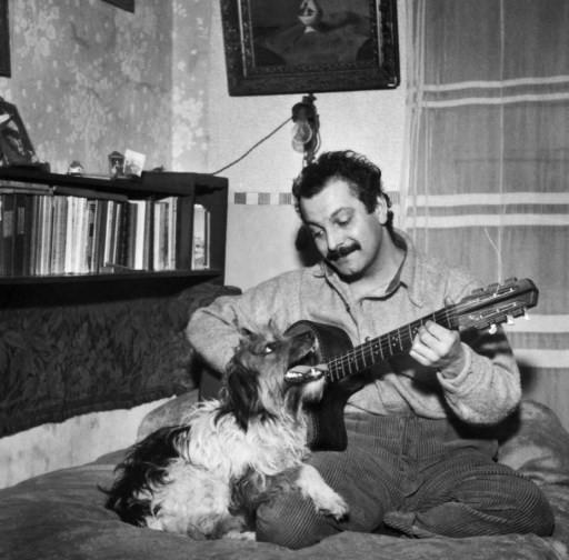 Le travail et la justice dans les chansons de Brassens