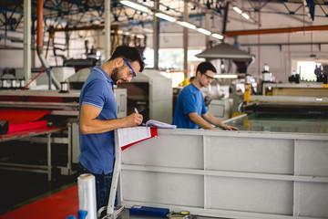Les salariés de la plasturgie privés d’indemnités conventionnelles de départ pour toute rupture de contrat